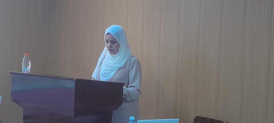  مناقشة رسالة الدكتوراء للطالبة حمدي عائشة